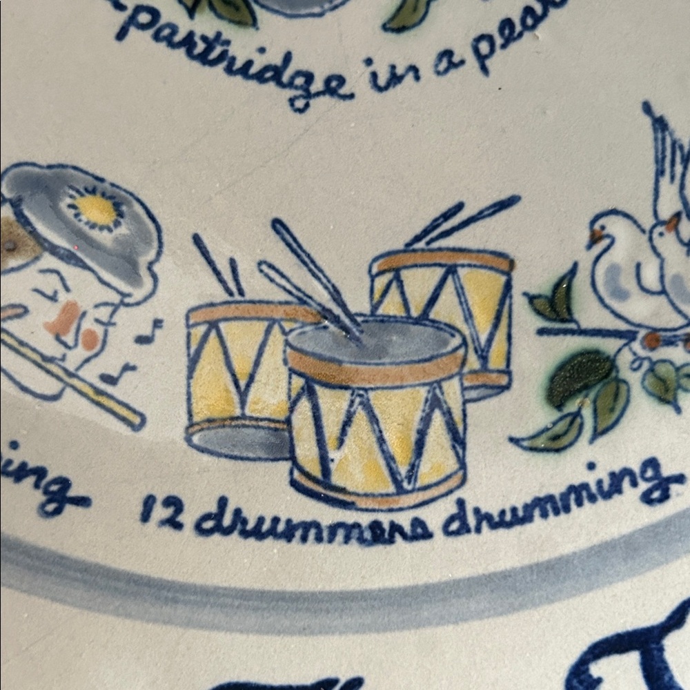 Vintage Louisville Stoneware -  The Twelve Days of Christmas Decorative Plate - Picture 4 of 16